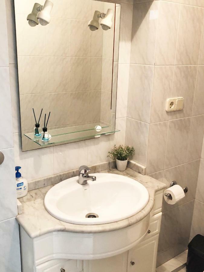 سانتياغو دي كومبوستيلا Pitelos Apartment المظهر الخارجي الصورة